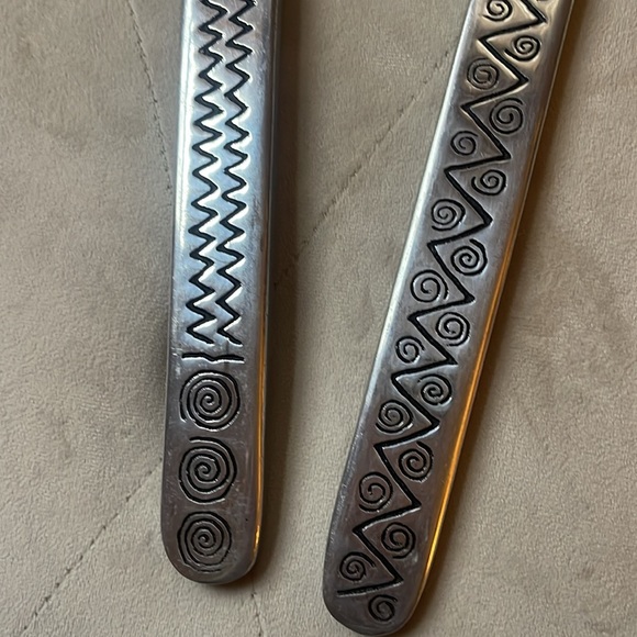 Wilton Armetale salad servers - Picture 3 of 4